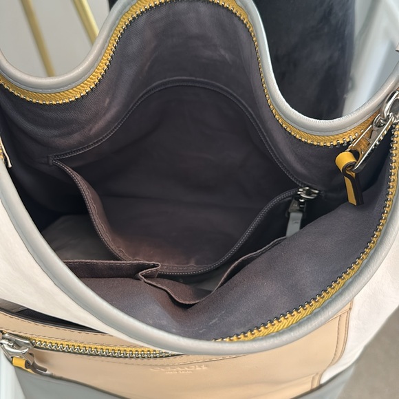 Coach Hobo Bag - Picture 4 of 6